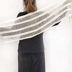 listing gallery item